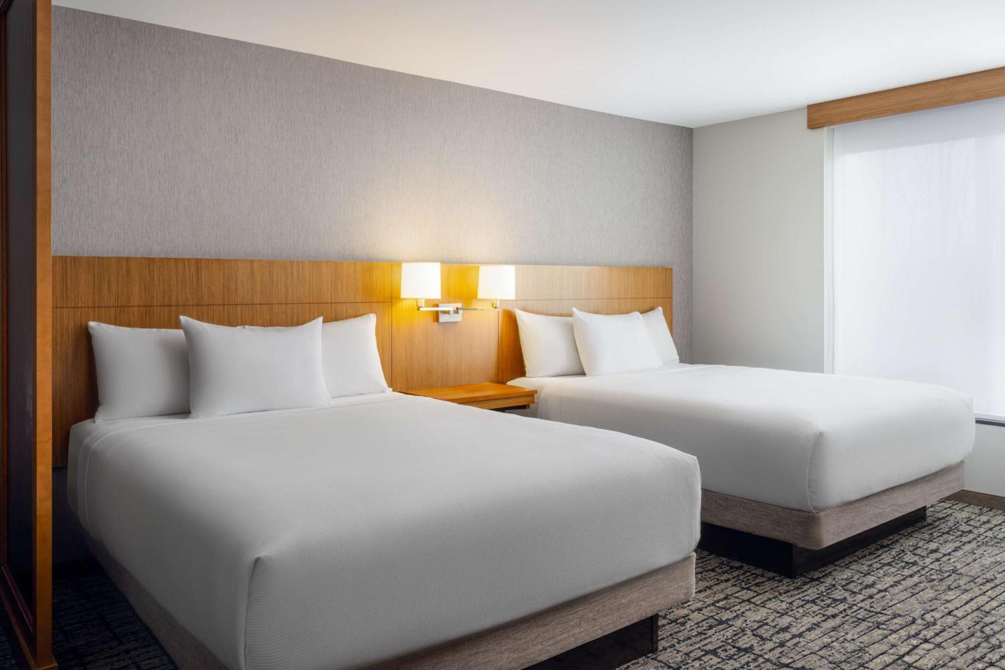 Hyatt Place Canton Lake Cable Kültér fotó